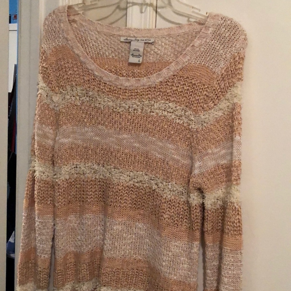 Macy’s Sweater - Picture 2 of 3